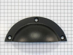 Komgreep massief ijzer zwart midden maat 85 mm
